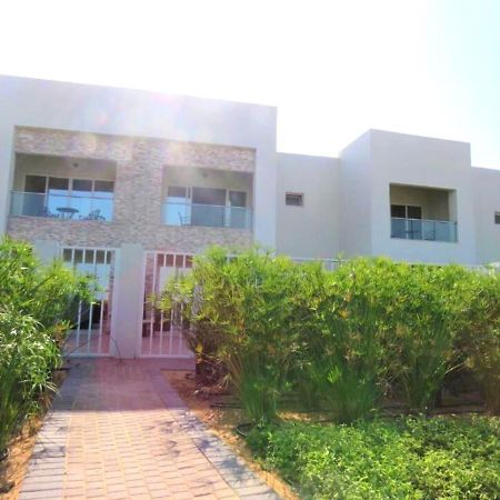 Bermuda Villas Holiday Home Ras al-Khaimah Exteriör bild