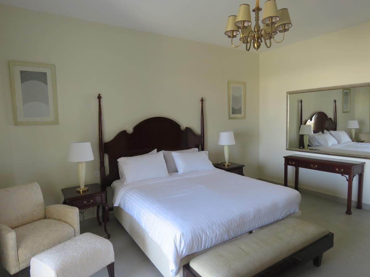 Bermuda Villas Holiday Home Ras al-Khaimah Exteriör bild
