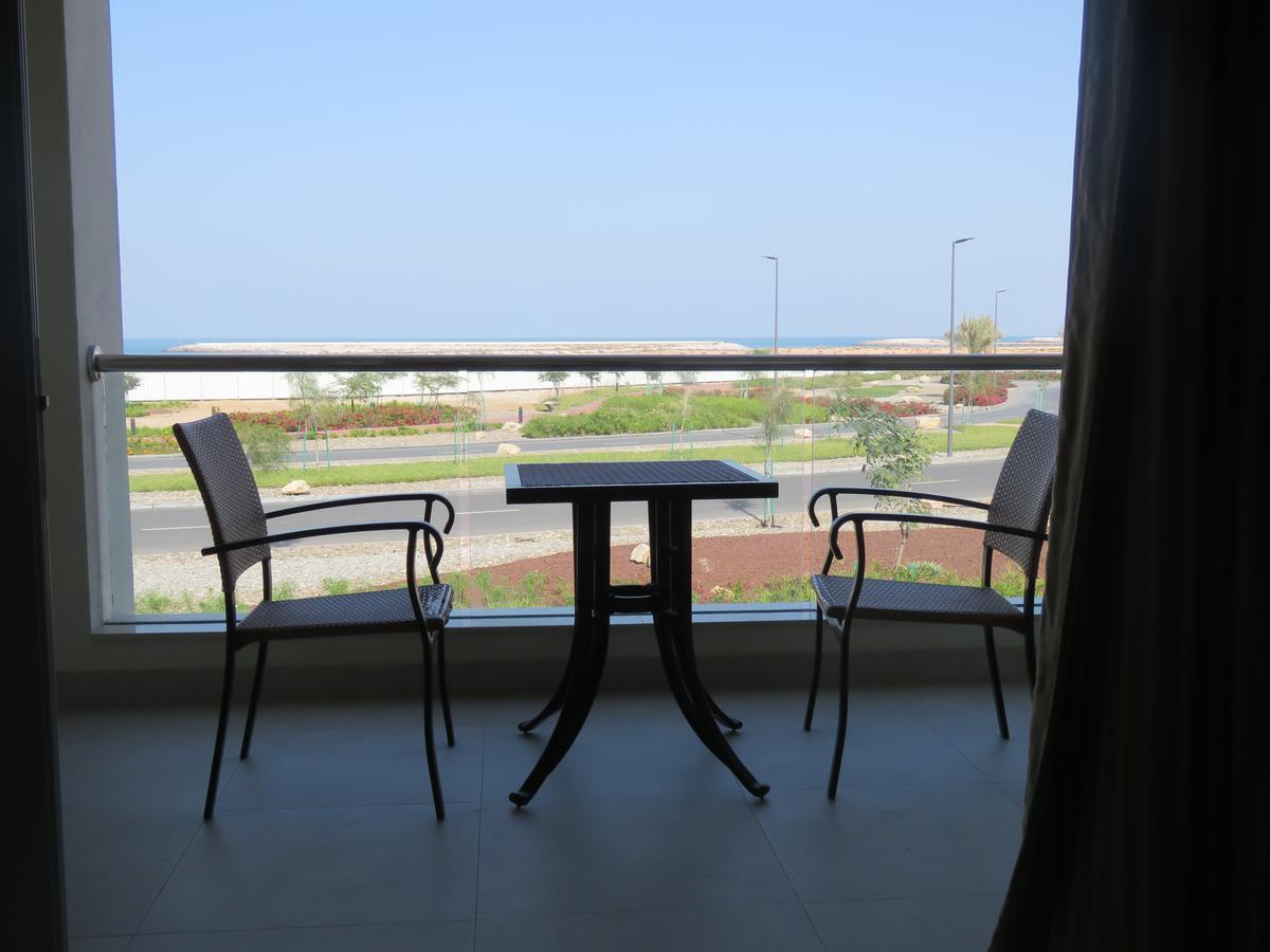 Bermuda Villas Holiday Home Ras al-Khaimah Exteriör bild